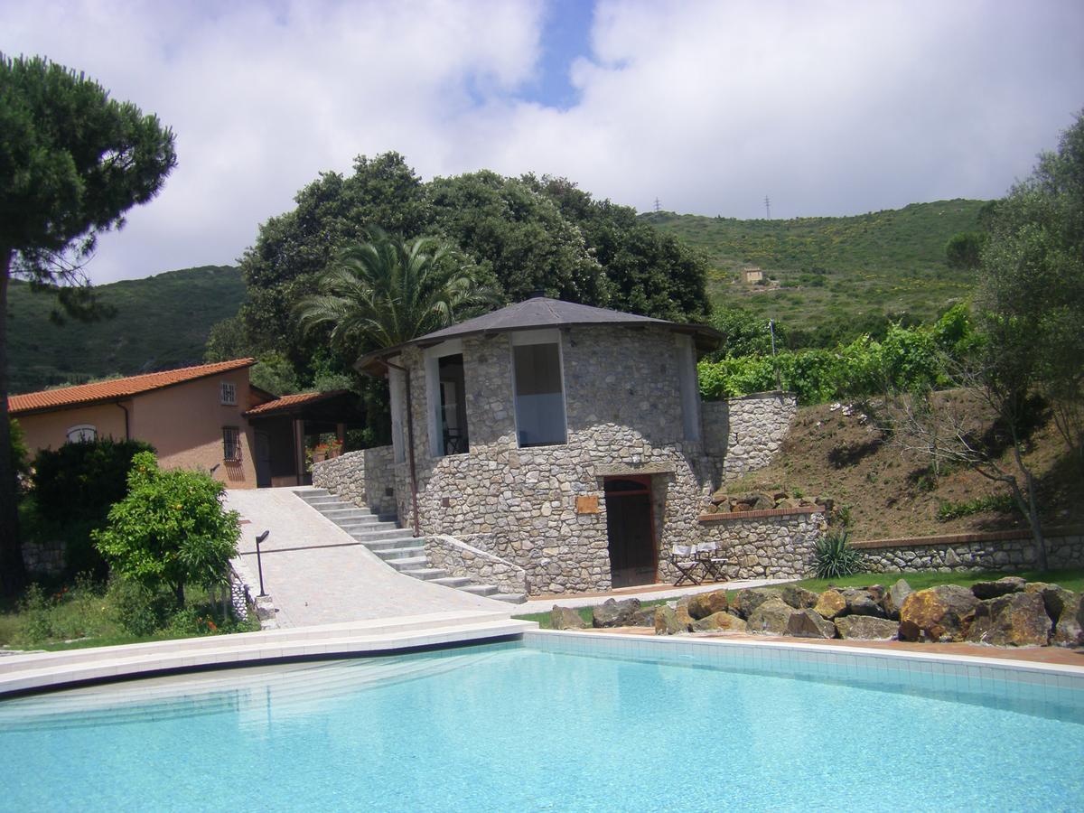 La Chiusa Di Rio Aparthotel Rio dellʼElba Exteriör bild