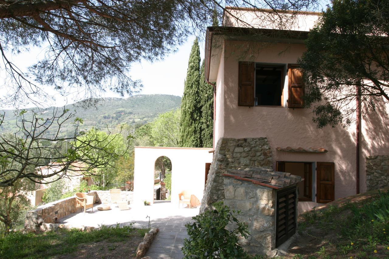 La Chiusa Di Rio Aparthotel Rio dellʼElba Exteriör bild