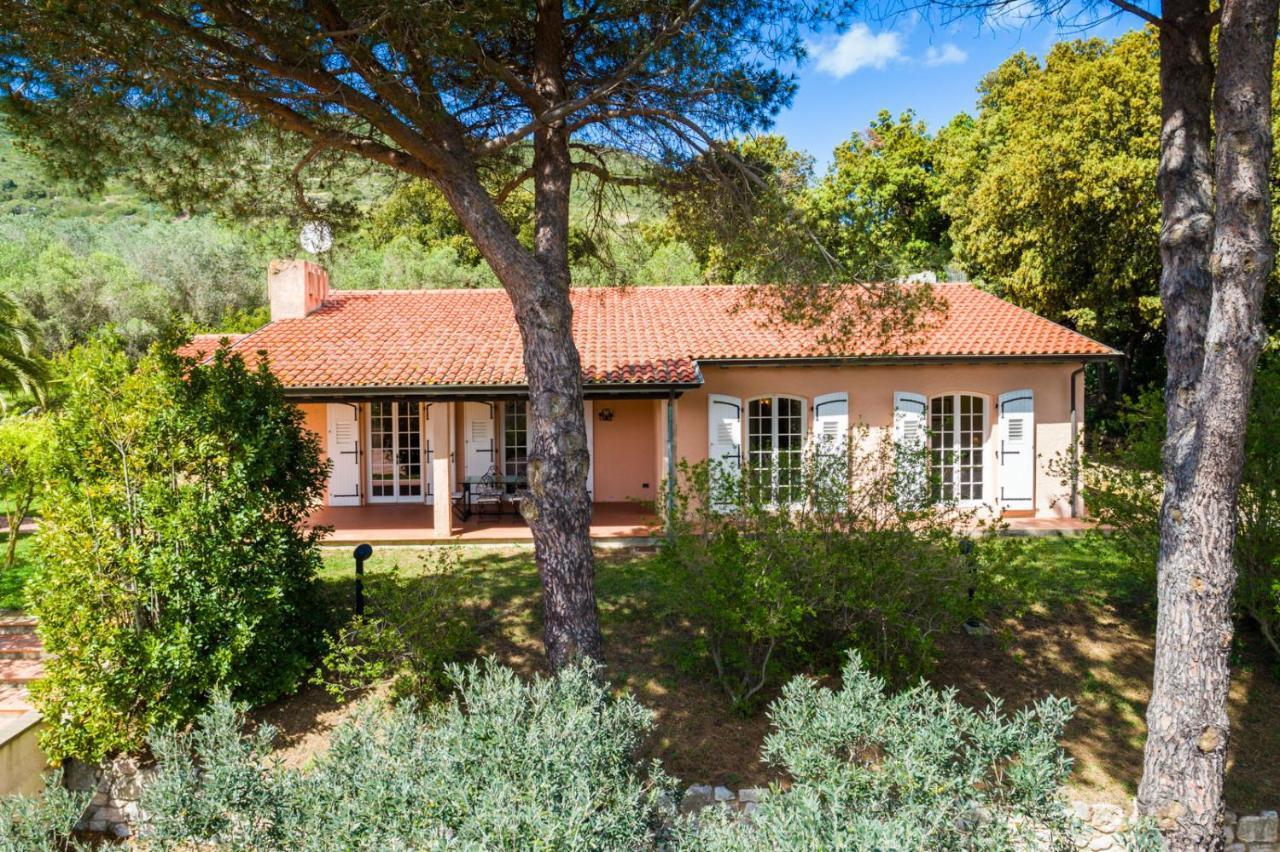 La Chiusa Di Rio Aparthotel Rio dellʼElba Exteriör bild