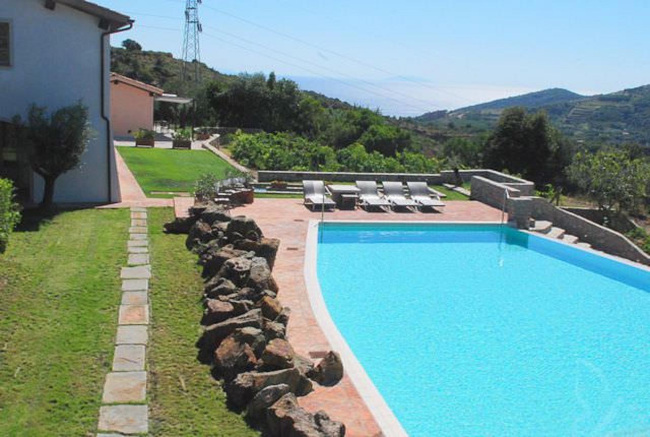 La Chiusa Di Rio Aparthotel Rio dellʼElba Exteriör bild