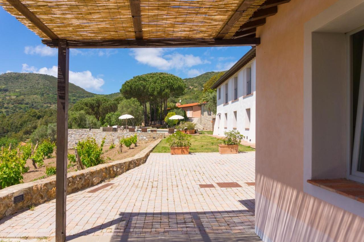La Chiusa Di Rio Aparthotel Rio dellʼElba Exteriör bild